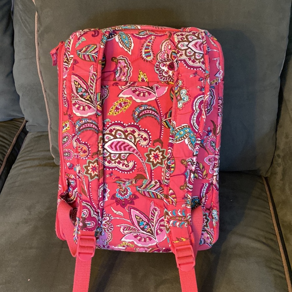 Vera Bradley backpack 🎒 - Picture 2 of 7